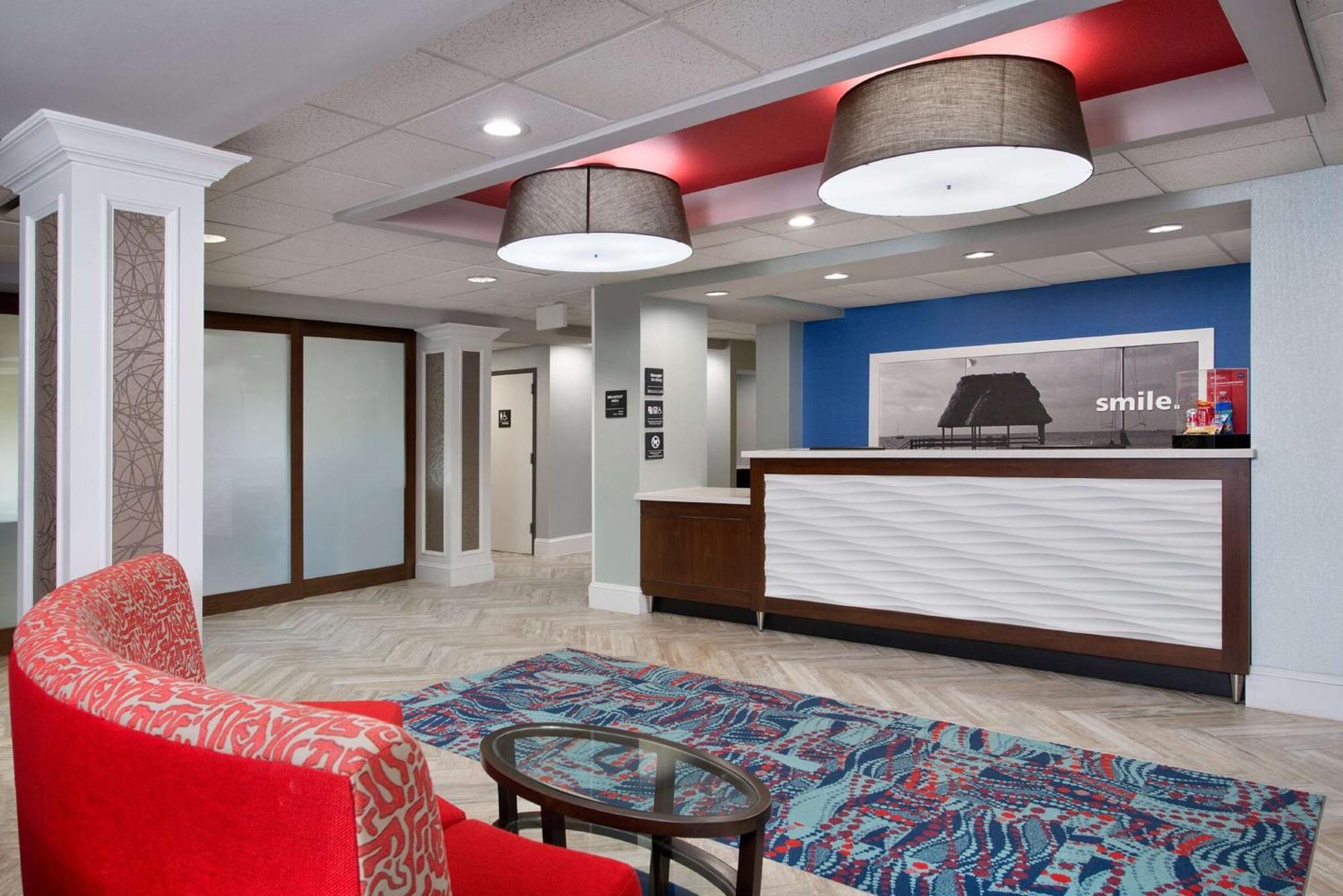 Hampton Naples - I-75 Hotel 3*
