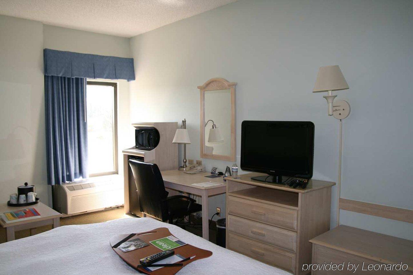 Hampton Naples - I-75 Hotel 3*
